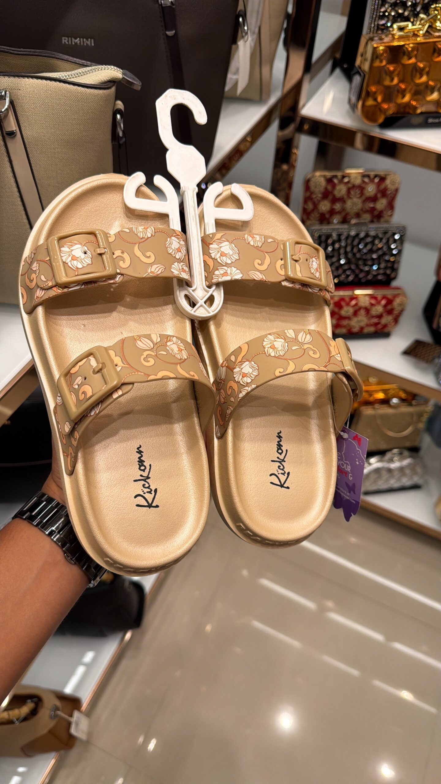 SHOE PLAZA Purasaiwakkam - Rickonn Floral Double-Buckle Comfort Slide